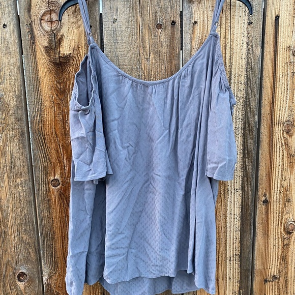 Torrid Off the Shoulder Blouse- short sleeve gray - Picture 6 of 8